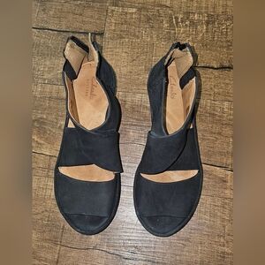 Clark's Artisan Wedges